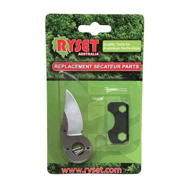 ryset-replacement-compact-blade-qualitygardensupplies-02 - Quality Garden Supplies Packaging for Ryset replacement secateur parts, showing a curved silver blade and a black handle insert on a green background. - Quality Garden Supplies
